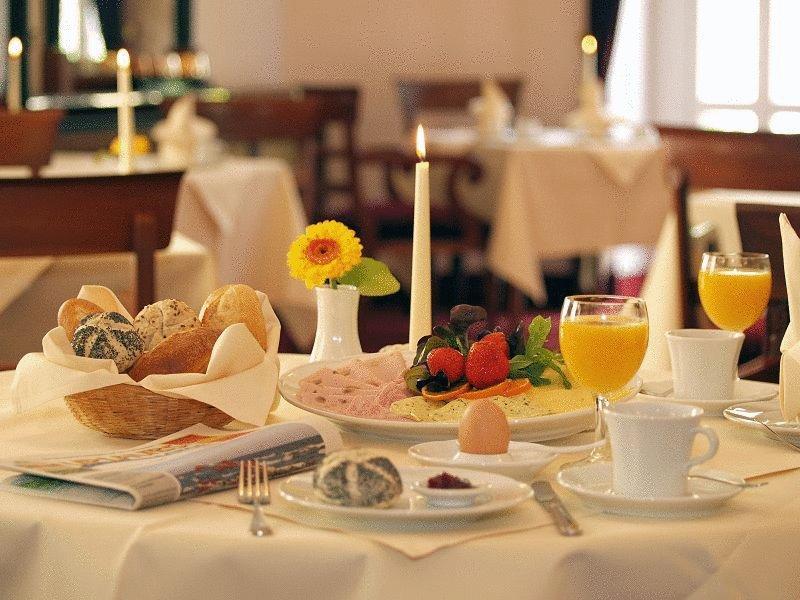 Ahlbeck  Hotel Kastell מראה חיצוני תמונה