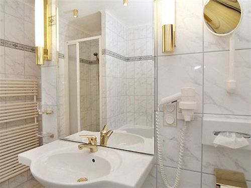 Ahlbeck  Hotel Kastell מראה חיצוני תמונה